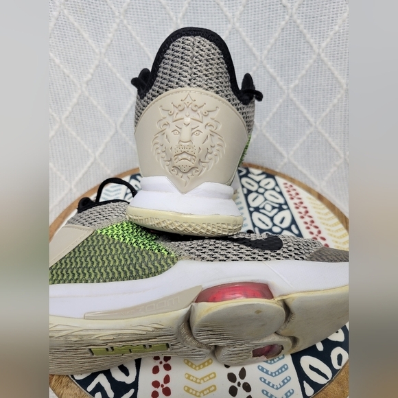 Nike LeBron Witness IV Basketball Shoes String Bla - Picture 8 of 16